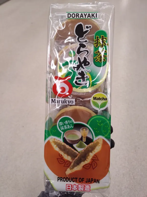 dorayaki-matcha-filled-dorayaki